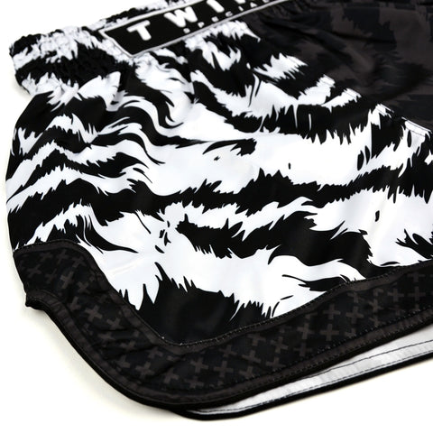 Twins Jungle Muay thai Shorts - Black/White